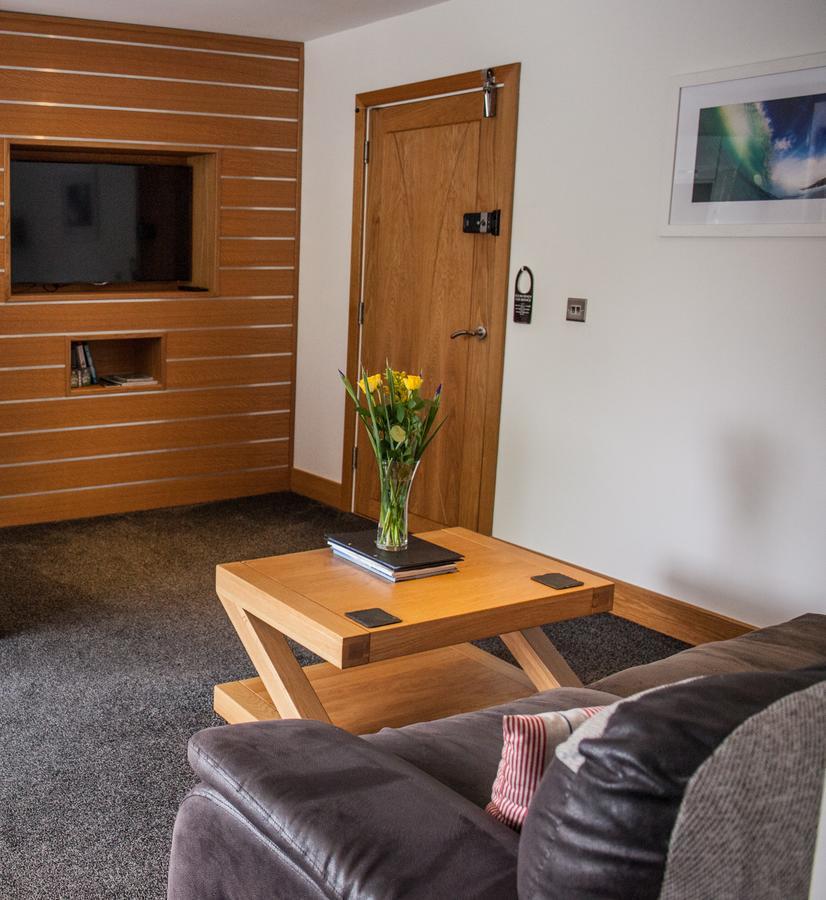 The Oceanic Luxury Aparthotel Falmouth Buitenkant foto
