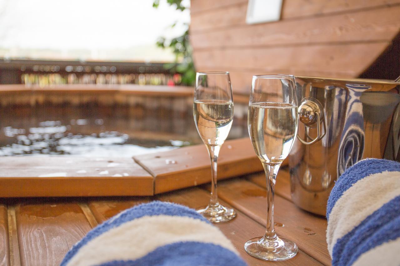 The Oceanic Luxury Aparthotel Falmouth Buitenkant foto