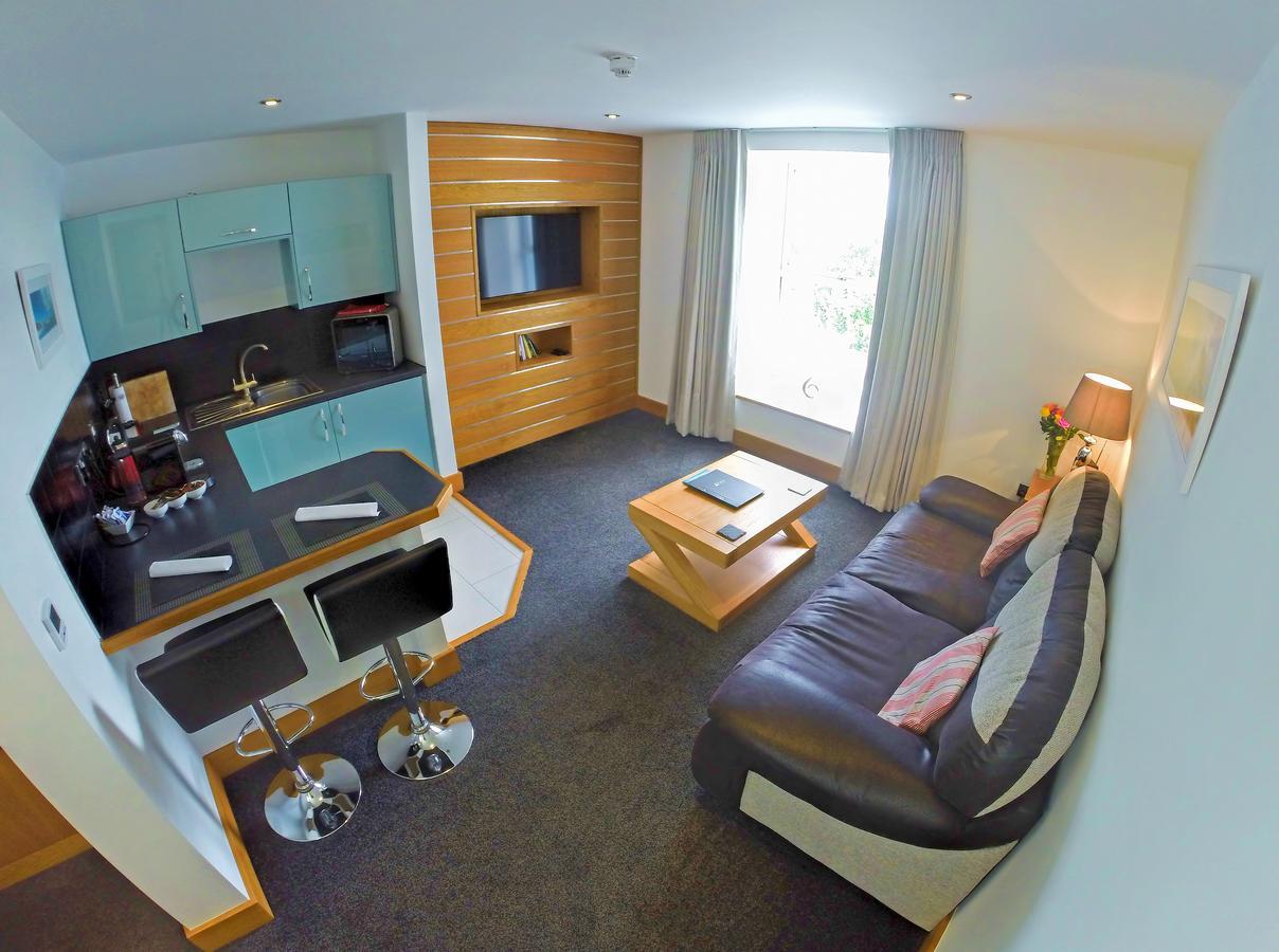 The Oceanic Luxury Aparthotel Falmouth Buitenkant foto
