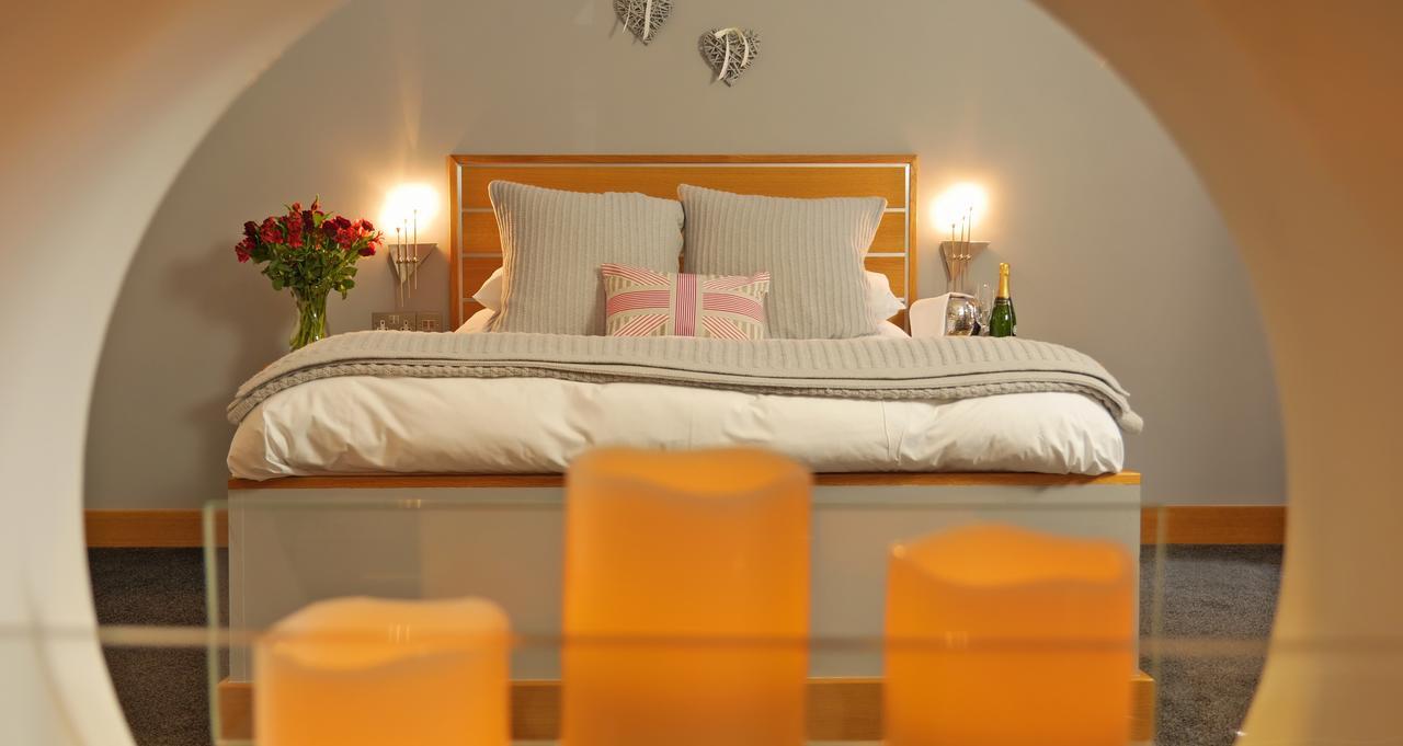 The Oceanic Luxury Aparthotel Falmouth Buitenkant foto
