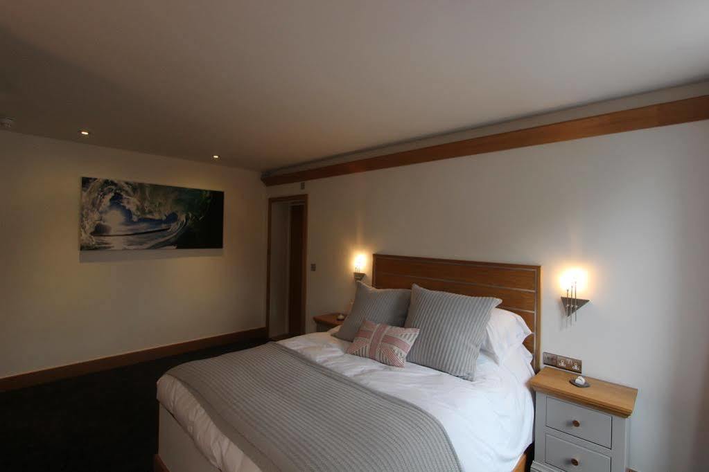 The Oceanic Luxury Aparthotel Falmouth Buitenkant foto